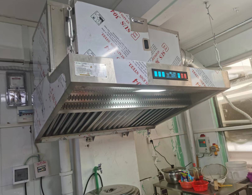شفاط عادم المطبخ مع جهاز تنقية - مراجعة Commercial Kitchen Hoods وسعره